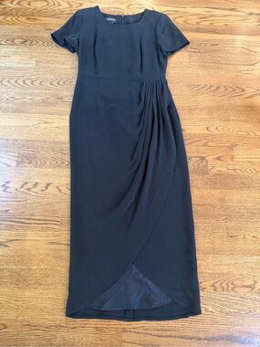 The J. Peterman 100% Silk Draped Tulip Hemmed Dress Size 6